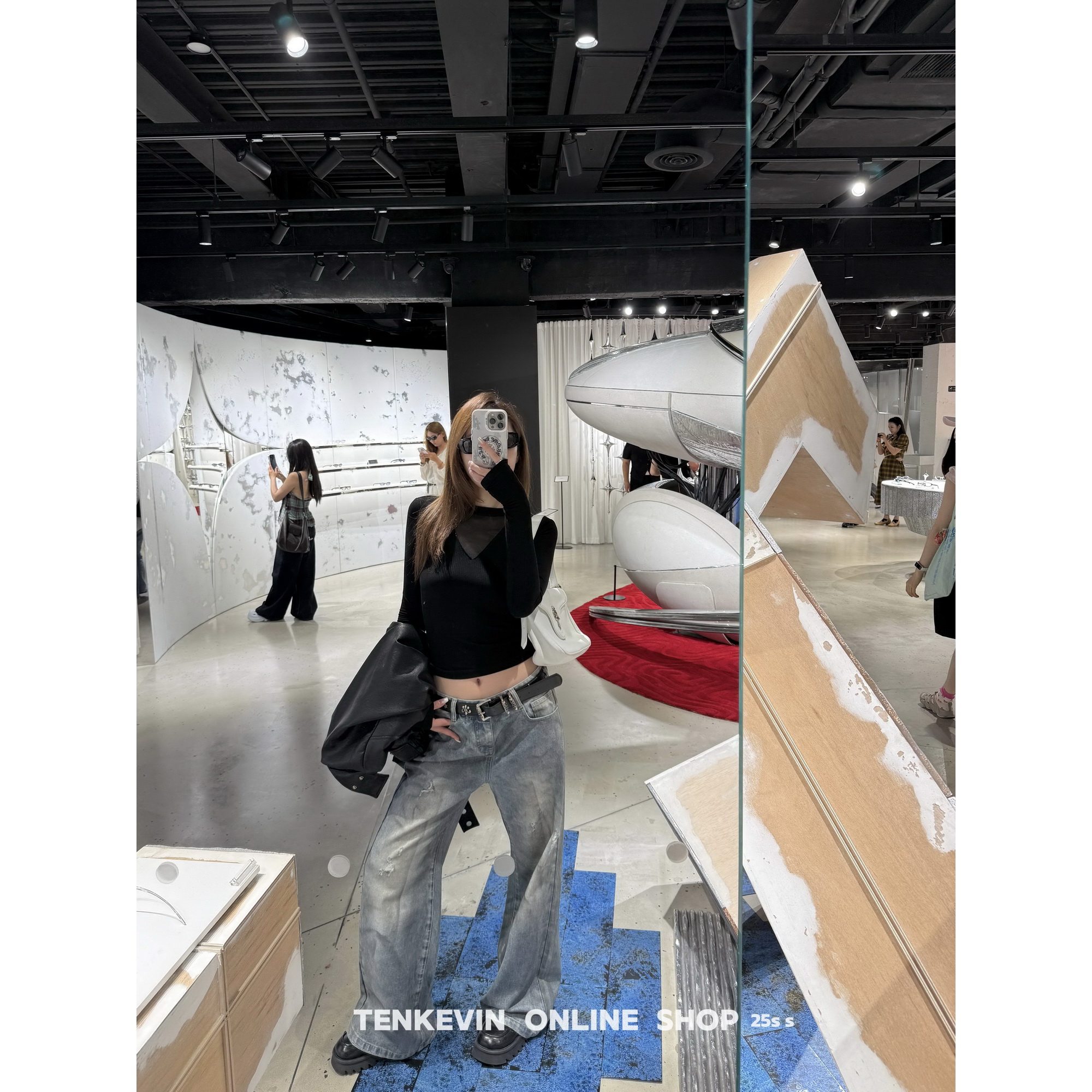 十一石 纽约街头！复古破洞脏脏牛仔裤女小个子宽松阔腿直筒裤,淘宝优惠券,粉丝福利购,淘宝优惠卷