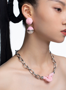 TysGrocery x AngelChen 合作款 牵手钩项链