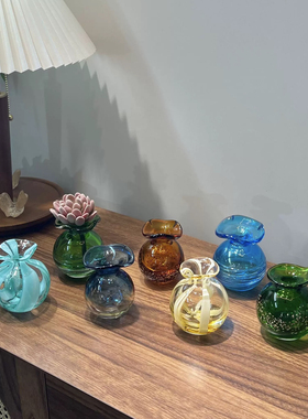 小型手工琉璃花瓶设计感香薰瓶办公桌小花瓶梳妆台小花瓶酒店花瓶