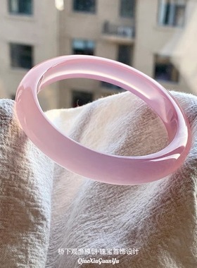 高冰种樱花粉玉髓手镯芙蓉粉玛瑙玉镯粉色玛瑙玉髓宽胎