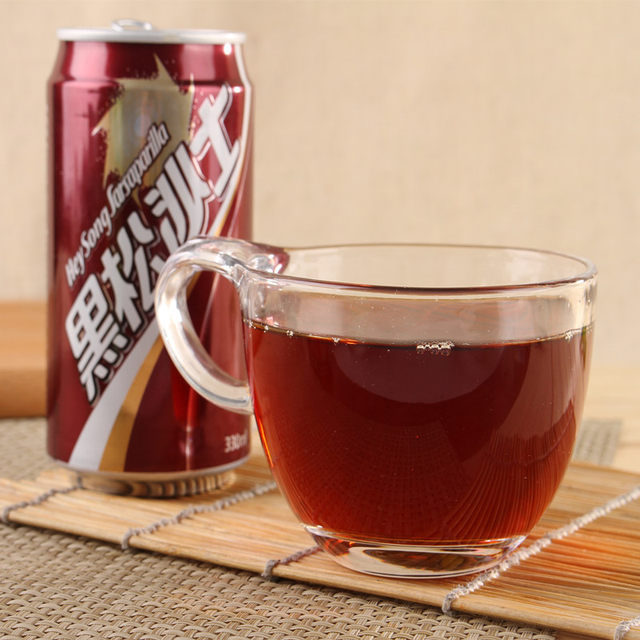 Over 68 yuan, sold in full box Taiwan imported black pine root beer TC330ML*24 cans