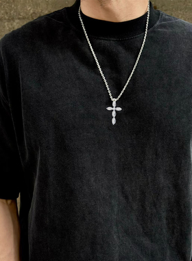 S925银马眼十字架毛衣链