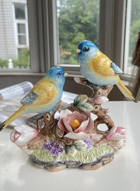 方亚陶瓷玉兰花蓝鸟结婚摆件