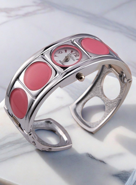 2025新款女生女款表手镯式手表女艺术女式女表高颜值品牌女士