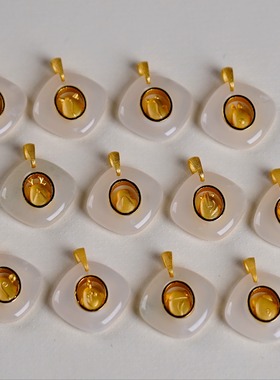 迷你十二生肖吊坠让小动物治愈