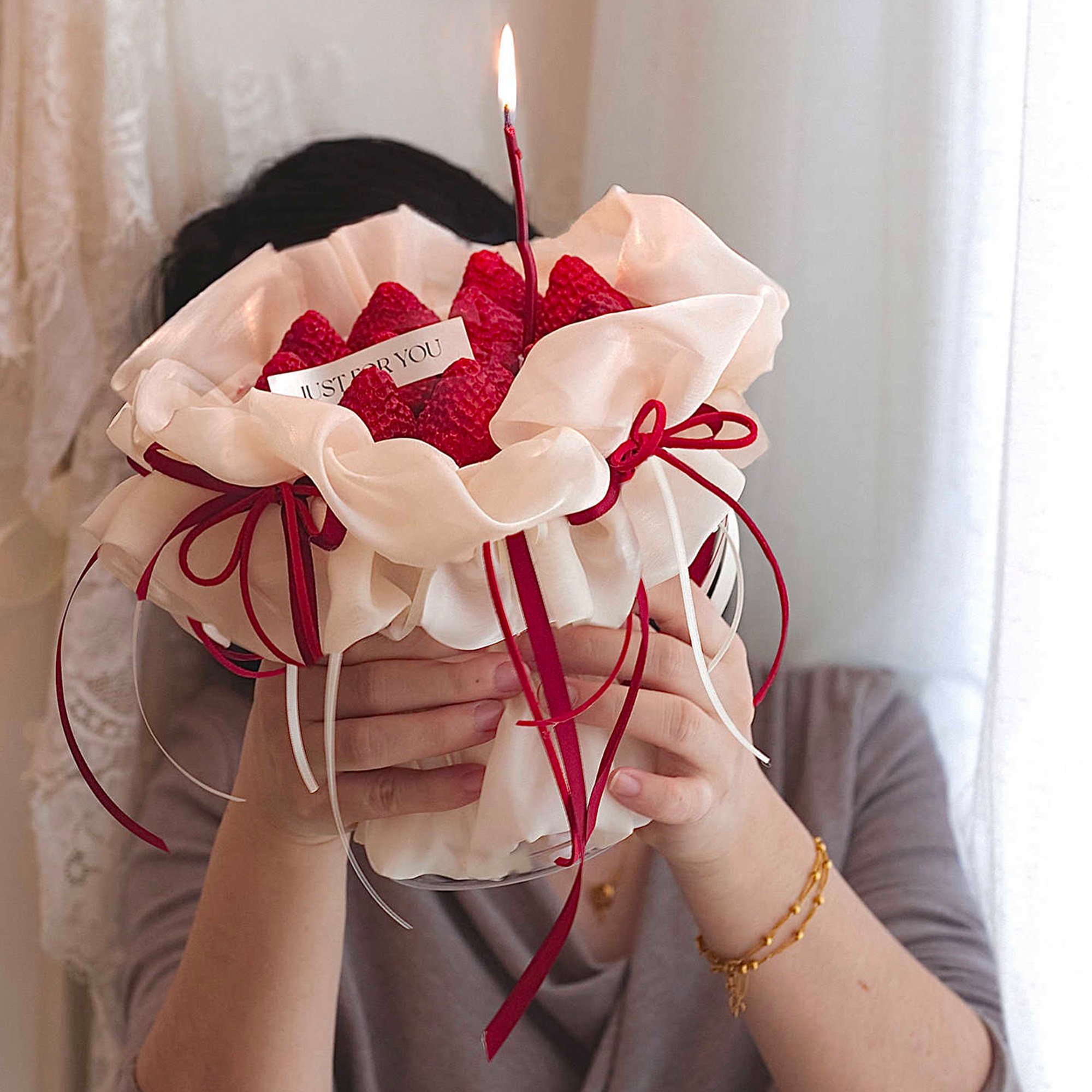 佳妍圣诞节新年蛋糕装饰草莓花束蛋糕配件粉色褶皱围边丝带插件,淘宝优惠券,粉丝福利购,淘宝优惠卷