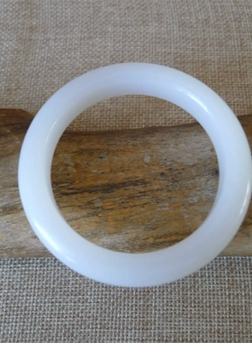 新疆和田玉山料老坑羊脂白玉手镯