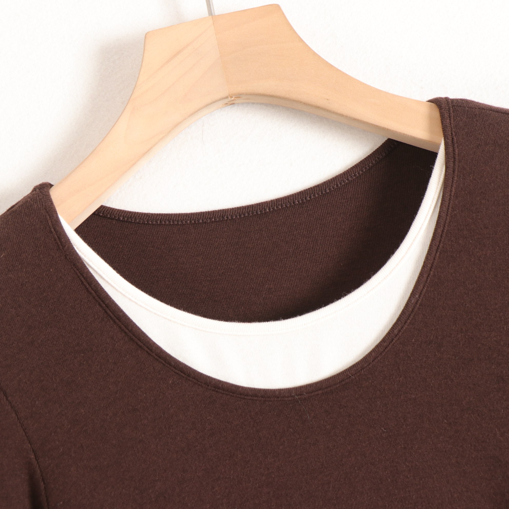 【言】拼色双领高弹紧身塑身抽褶简约百搭针织上衣女26春装新款,淘宝优惠券,粉丝福利购,淘宝优惠卷