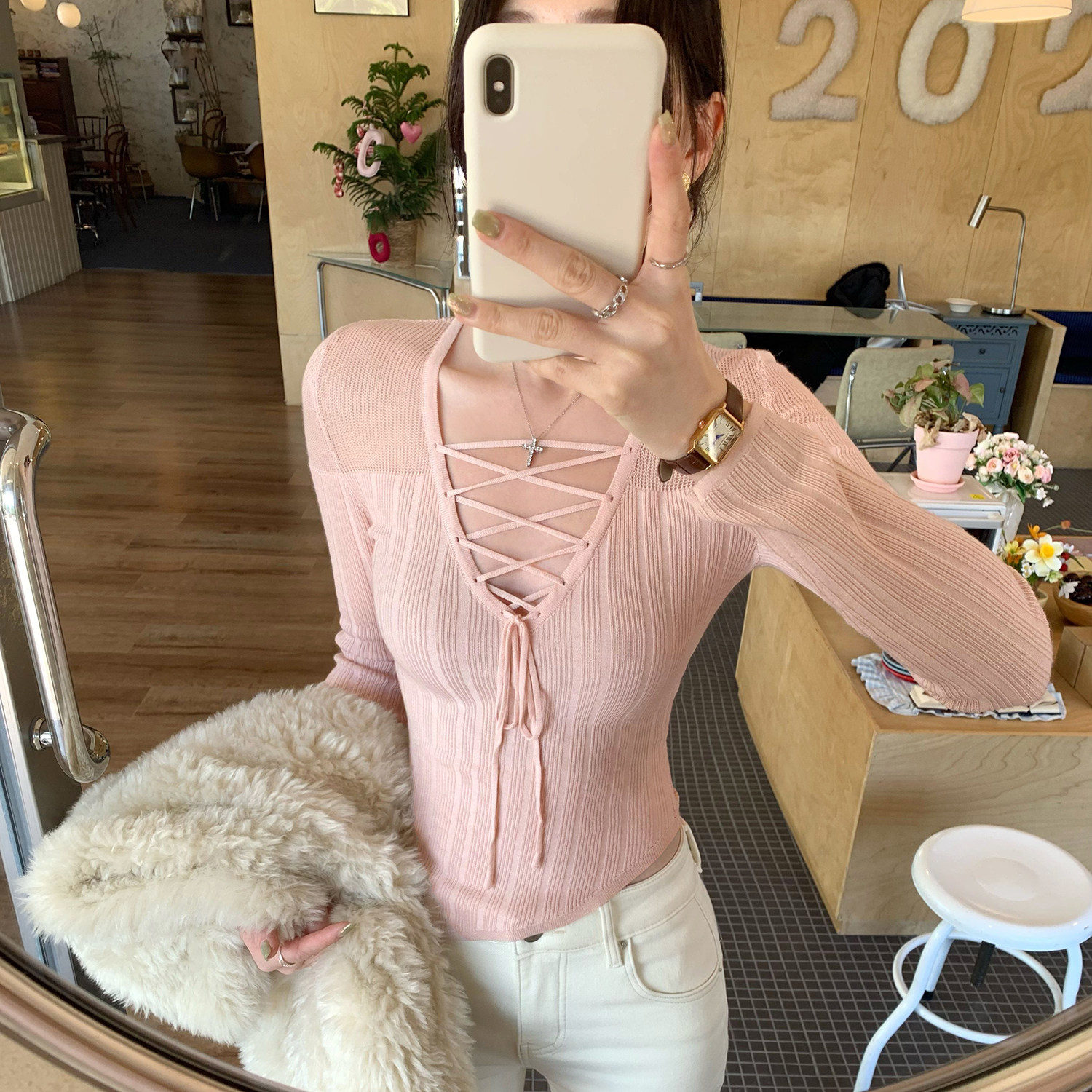 纯欲风粉色绑带镂空V领不规则开叉长袖内搭打底衫女春新款T恤上衣,淘宝优惠券,粉丝福利购,淘宝优惠卷