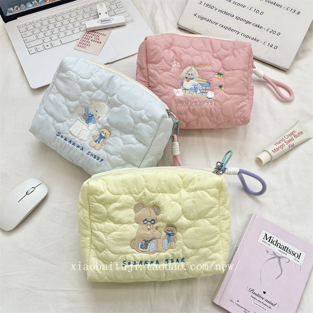小白兔几 卡通可爱手拿化妆包女便携式大容量洗漱品护肤品收纳袋,淘宝优惠券,粉丝福利购,淘宝优惠卷