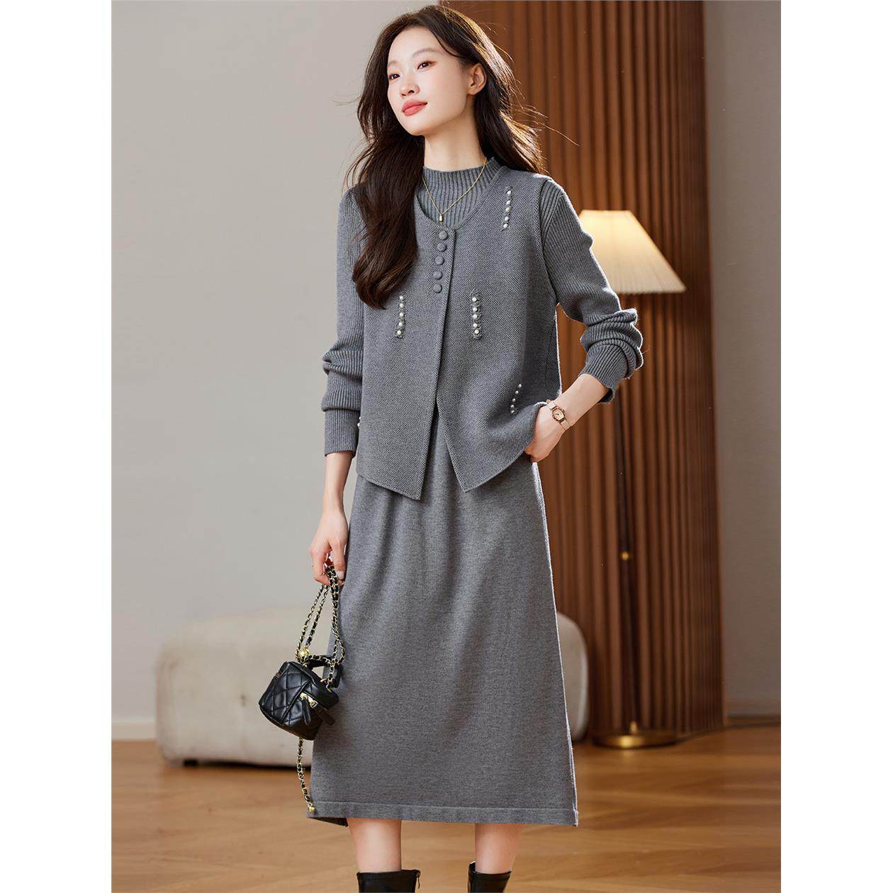 马甲半高领毛衣裙两件套女秋冬2025新款女装洋气时髦套装过膝裙子,淘宝优惠券,粉丝福利购,淘宝优惠卷