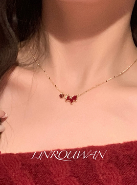 新年红色滴油金边小马项链