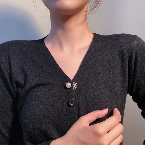 Защитное белье, невидимая брошь, булавка, фиксаторы в комплекте