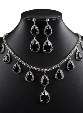 欧美跨境热销水滴形耳环项链套装轻奢小众设计感锁骨链气质高级感