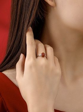 新款天然红玛瑙马鞍戒指