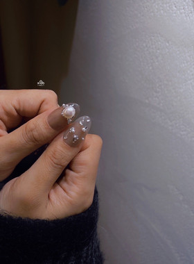 XIAO A NAIL高品质美甲真珍珠多形状白色长条花瓣质感指甲DIY饰品