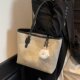 High-end versatile shoulder large bag for women 2026 new trendy fashionable casual simple large-capacity commuter tote bag