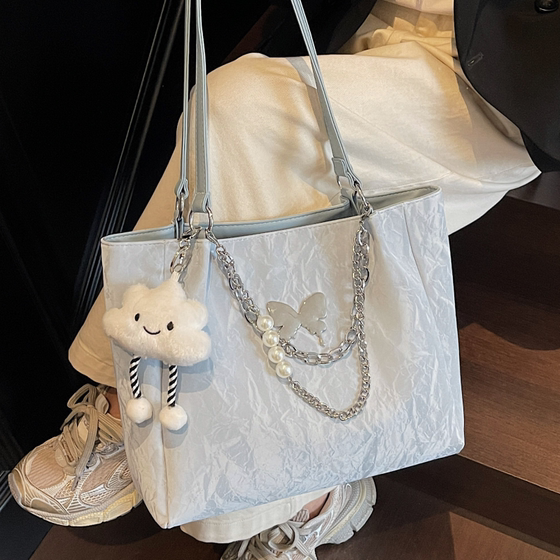 High-end single shoulder large bag women's 2026 new fashion hot style large capacity commuting and versatile work tote bag