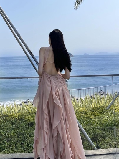 Halter neck strapless backless irregular chiffon dress