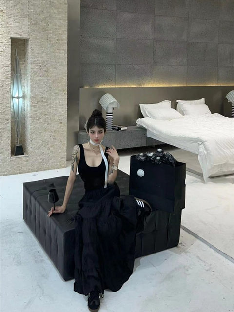 Super fui~ French retro A-line large sling skirt