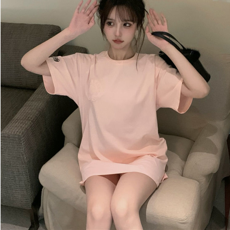粉色梵文刺绣贴布短袖t恤女2024春夏新款宽松胖mm大码300斤上衣潮-图1