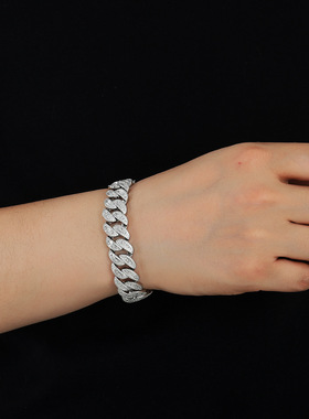 15MM圆弧满钻粗古巴手链