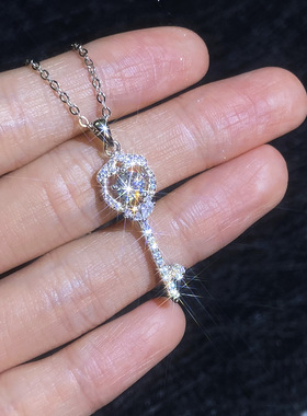 原创设计悬浮莫桑钻纯银吊坠项链