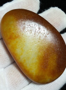 55.5克和田玉籽料原石把件枣红皮黄白种形状好玩料大挂件毛孔清晰