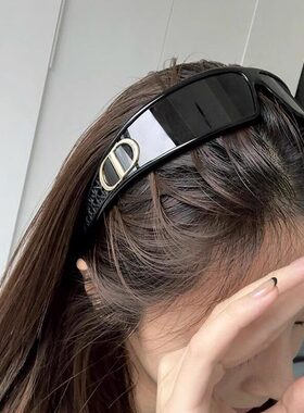 时髦未来感发箍墨镜女款2025高级感显脸小防晒太阳镜网红防紫外线