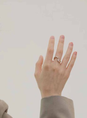 小众设计立体弯型线条超闪锆石戒指女开口简约S型设计感指环网红