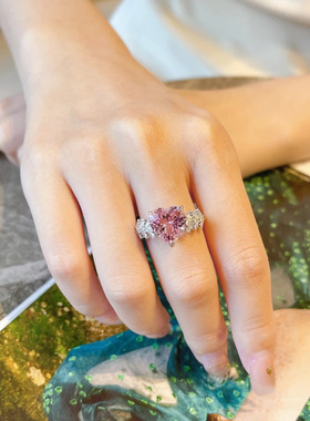 冷淡风ins潮粉钻戒指女小众设计2021新款高碳钻碎冰切粉色食指戒