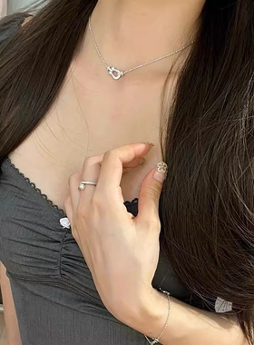 马蹄扣项链男女情侣网红同款吊坠大小号轻奢小众简约锁骨链颈项链