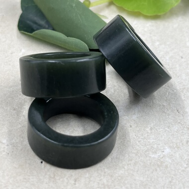 3件价新疆和田玉青玉且末戒指扳指内径18圈口指环圆环边角料包邮t