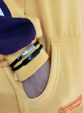 情侣男女钛钢扣刻字皮手环时尚