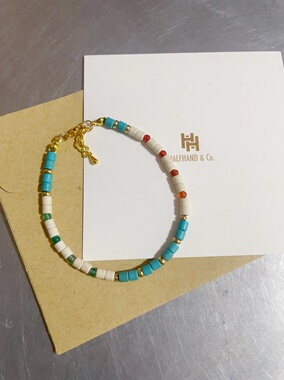 原创日系小玛瑙珠搭配绿松石黄铜串珠叠戴手链女款手串