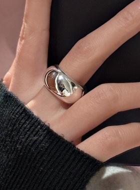 纯银质感泥鳅背宽版戒指