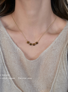 高级设计感圆珠吊坠项链锁骨链