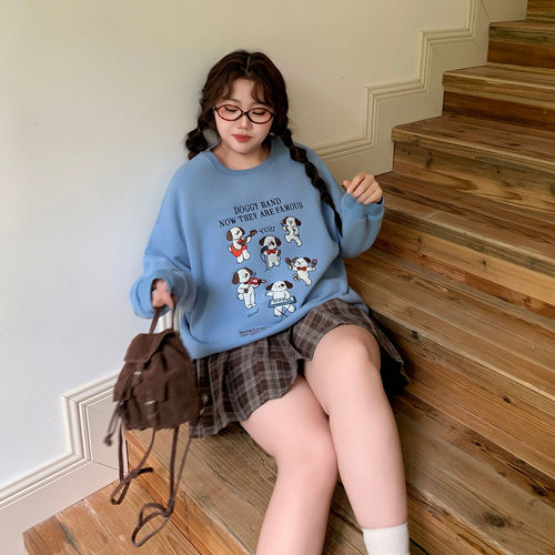 YUZI鱼子加厚小狗刺绣卫衣特大码女装圆领宽松落肩袖减龄可爱胖mm - 图2