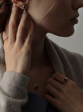 蓝砂石纯银女静谧森林项链