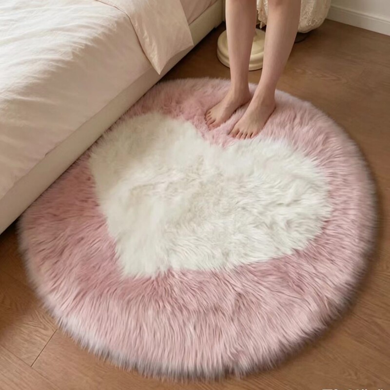 Faux wool plush color block round bedside blanket