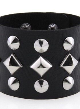 朋克宽手镯男女版个性皮质铆钉手环可调节摇滚暗黑手饰品