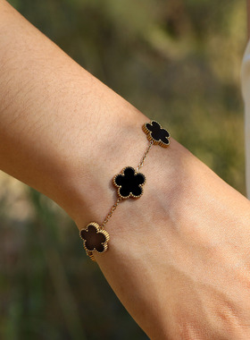 女士18K金色不锈钢扁十字链黑亚克力花朵手链 黑色条纹祖母绿色