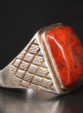 19内径20*14*7mm8g戒指精雕仿古扳指桂林鸡血玉石乾坤料黑底红