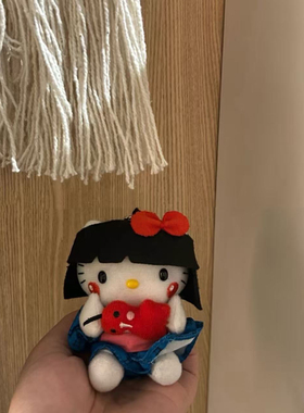 日本齐刘海中古志田未来hellokitty包包挂件书包可爱毛绒公仔挂饰