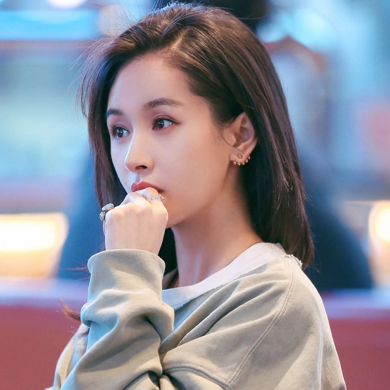 王子文同款耳钉女小巧精致轻奢夏季高级小众设计感耳饰耳环 风 ins 王子文同款耳钉女小巧精致轻奢夏季高级小众设计感耳饰耳环 风 ins
