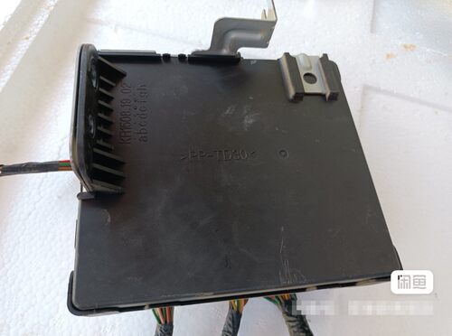 适用于现代胜达车身电脑中控模块电脑板95400-2B920 原装拆车 - 图1