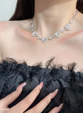 女女团爱心公主锁骨项链