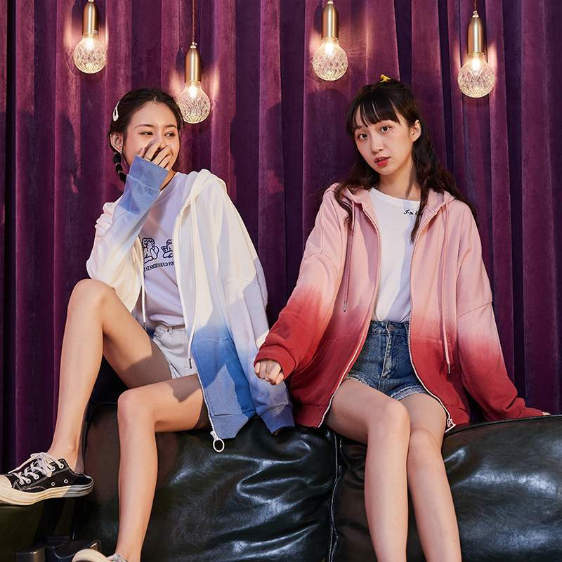 唐狮渐变针织2021年秋季新款卫衣 唐狮喜之乐短外套