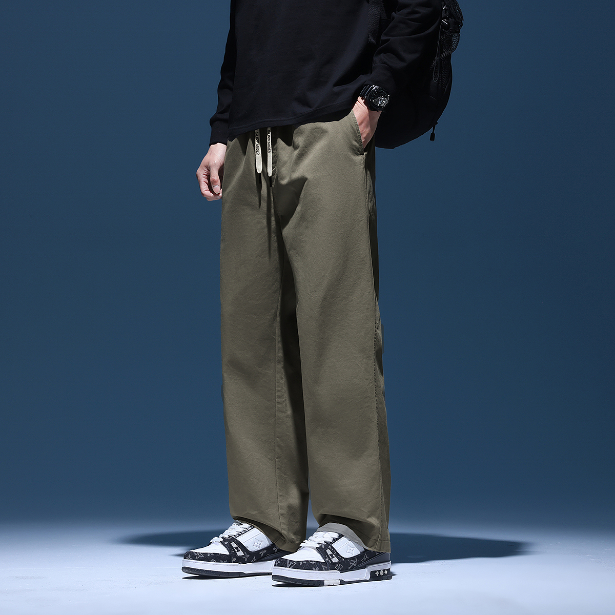 唐狮2025秋季新款休闲裤宽松直筒工装裤子男生黑色修身潮牌加绒 - 图3