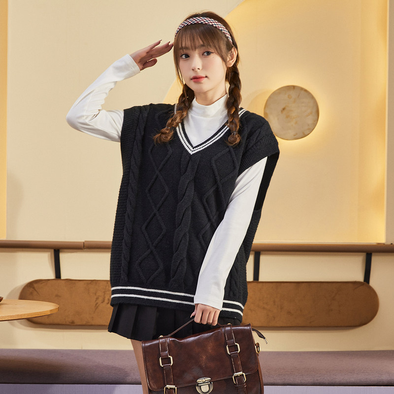唐狮2022春秋新款针织马甲v领毛衣 唐狮毛针织衫